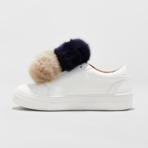 mossimo slip on sneakers