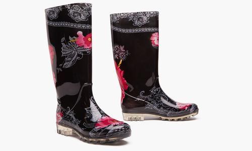 sociology rain boots